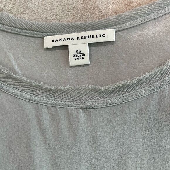 Banana Republic Sleeveless Side Ruffle Top Blouse - Picture 8 of 11